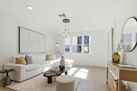 $1,298,000 | 1963 Joshua Tree Circle, Milpitas, CA 95035