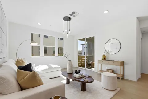 $1,298,000 | 1963 Joshua Tree Circle, Milpitas, CA 95035