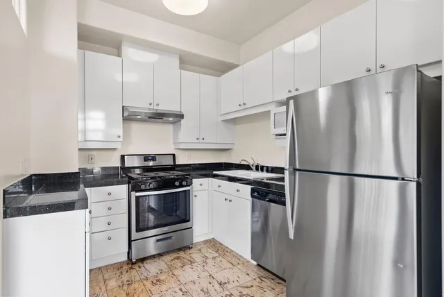 $1,240,000 | 200 Sheridan Avenue, Unit 307, Palo Alto, CA 94306
