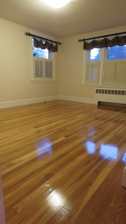 4 Lariviere Road Framingham, MA 01701 - Photo 8 of 15 Gallery Image 8