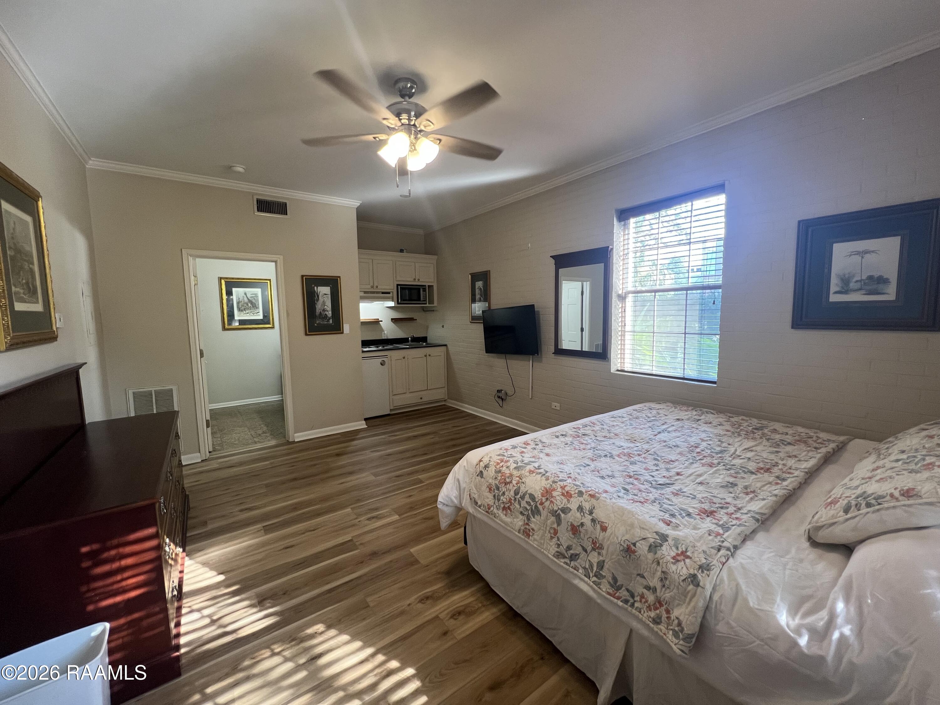 213 Bendel Road, Unit 111 Lafayette, LA 70503 - Photo 31 of 31 BedSide1