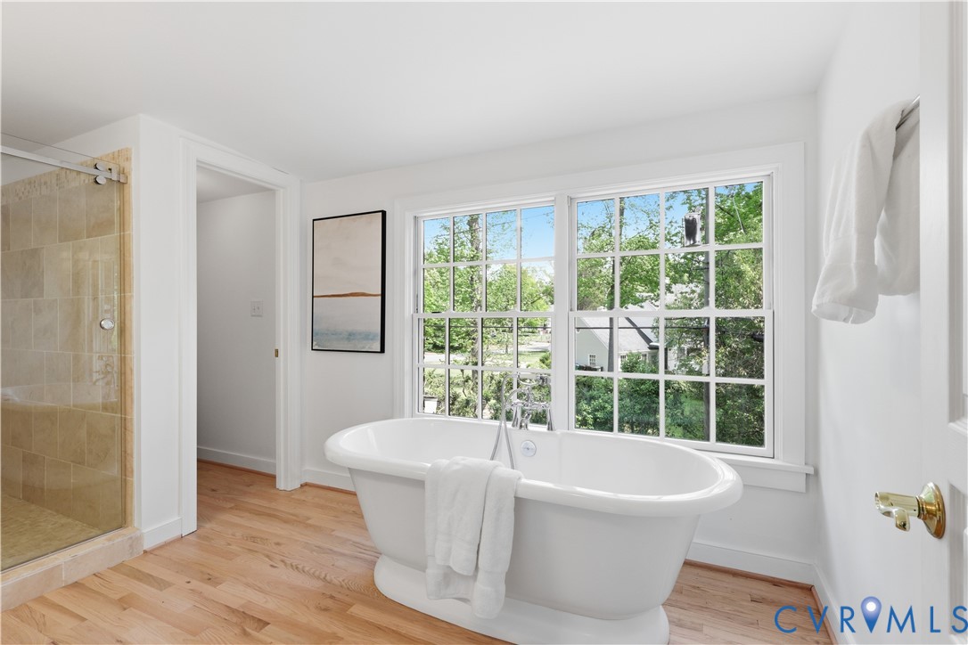 103 Berkshire Road Richmond, VA 23221 - Photo 24 of 48 Bathtub, Tile Shower, Toilet Room, Double Vanity