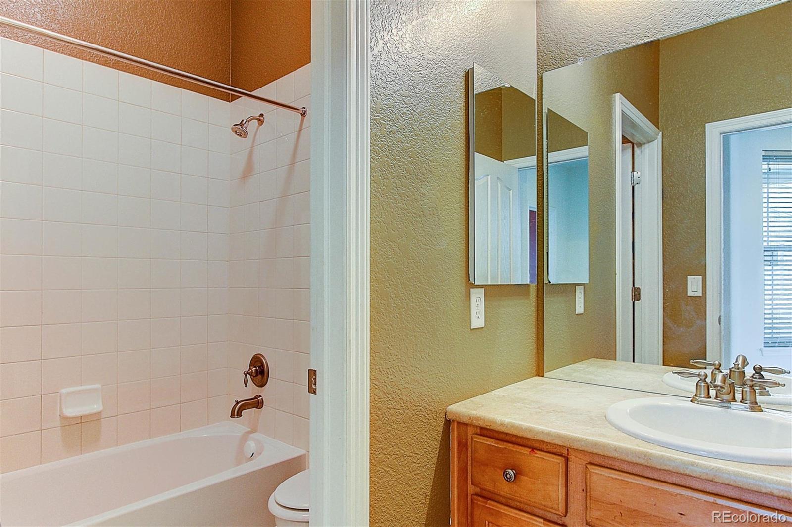 4514 Rabbit Mountain Road Broomfield, CO 80020 - Photo 19 of 32 Gallery Image 19