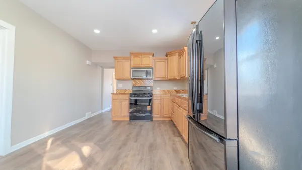 $299,000 | 9801 South Exchange Avenue, Chicago, IL 60617