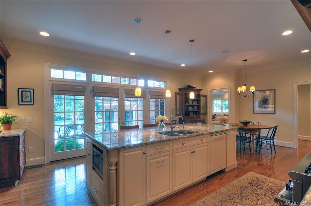 1518 Andover Road Charlotte, NC 28211 - Photo 9 of 22 a kitchen with lots of counter top space