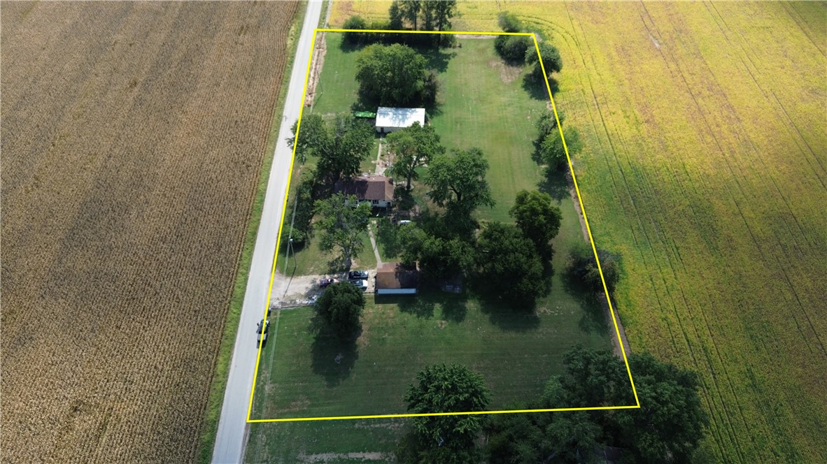 381 North Bennington Road Olney, IL 62450 - Photo 1 of 25