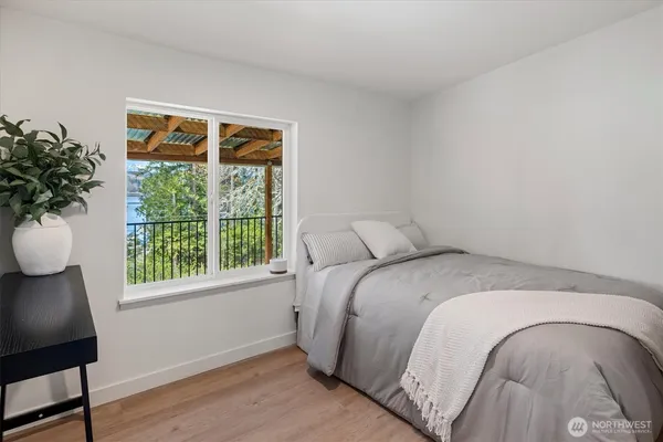 $395,000 | 18280 Highway 106, Belfair, WA 98528