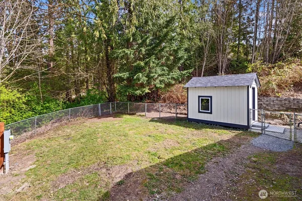 $395,000 | 18280 Highway 106, Belfair, WA 98528