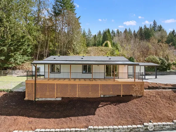 $395,000 | 18280 Highway 106, Belfair, WA 98528