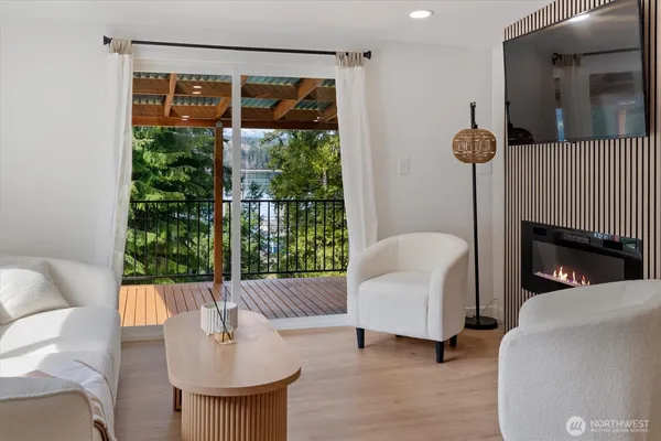 $395,000 | 18280 Highway 106, Belfair, WA 98528