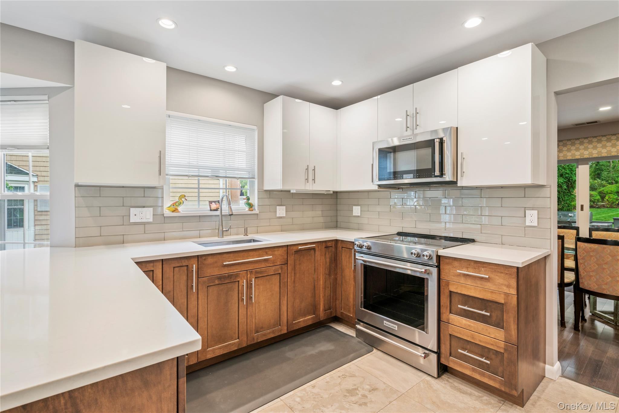 154 Hidden Ridge Drive Syosset, NY 11791 - Photo 10 of 34