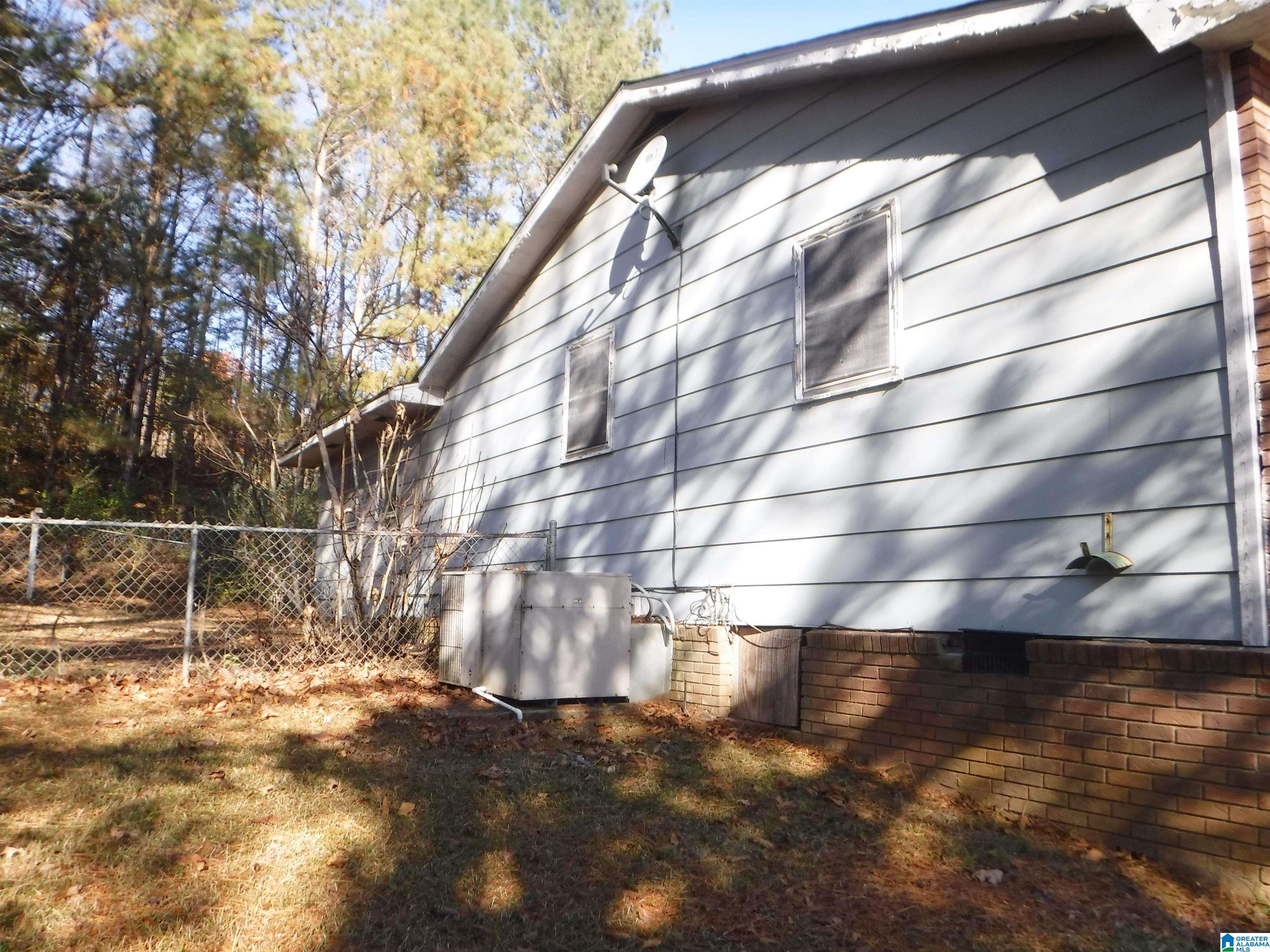 4104 Bynum Leatherwood Road Anniston, AL 36201 - Photo 19 of 21