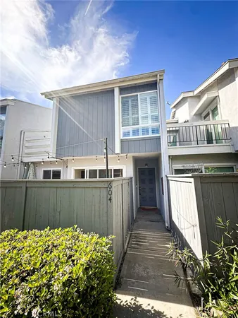 $879,000 | 604 Lassen Lane, Unit 199, Costa Mesa, CA 92626
