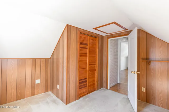 $319,900 | 67 Oak St Extension, Dalton, MA 01226