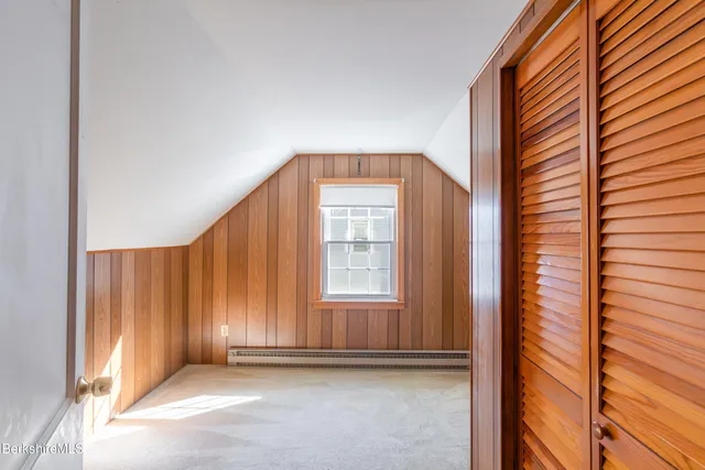 $319,900 | 67 Oak St Extension, Dalton, MA 01226