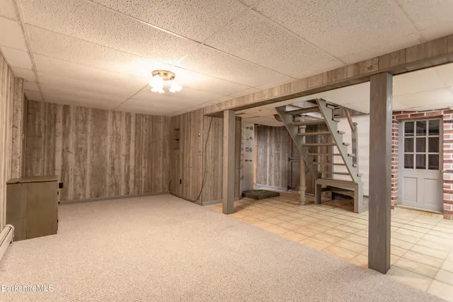 $319,900 | 67 Oak St Extension, Dalton, MA 01226