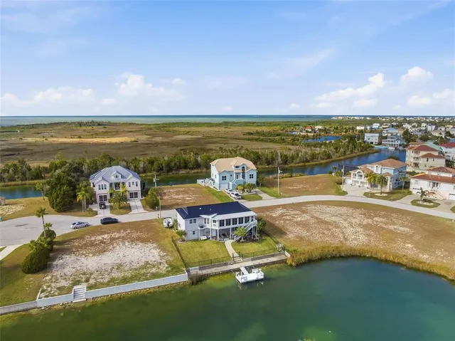 $525,000 | 3366 Bluefish Drive, Hernando Beach, FL 34607