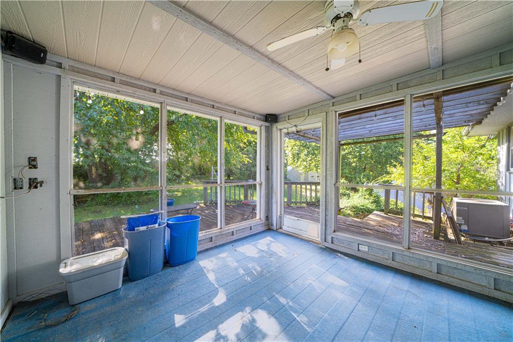 8400 52nd Road Southeast St. Joseph, MO 64507 - Photo 19 of 40 Gallery Image 19