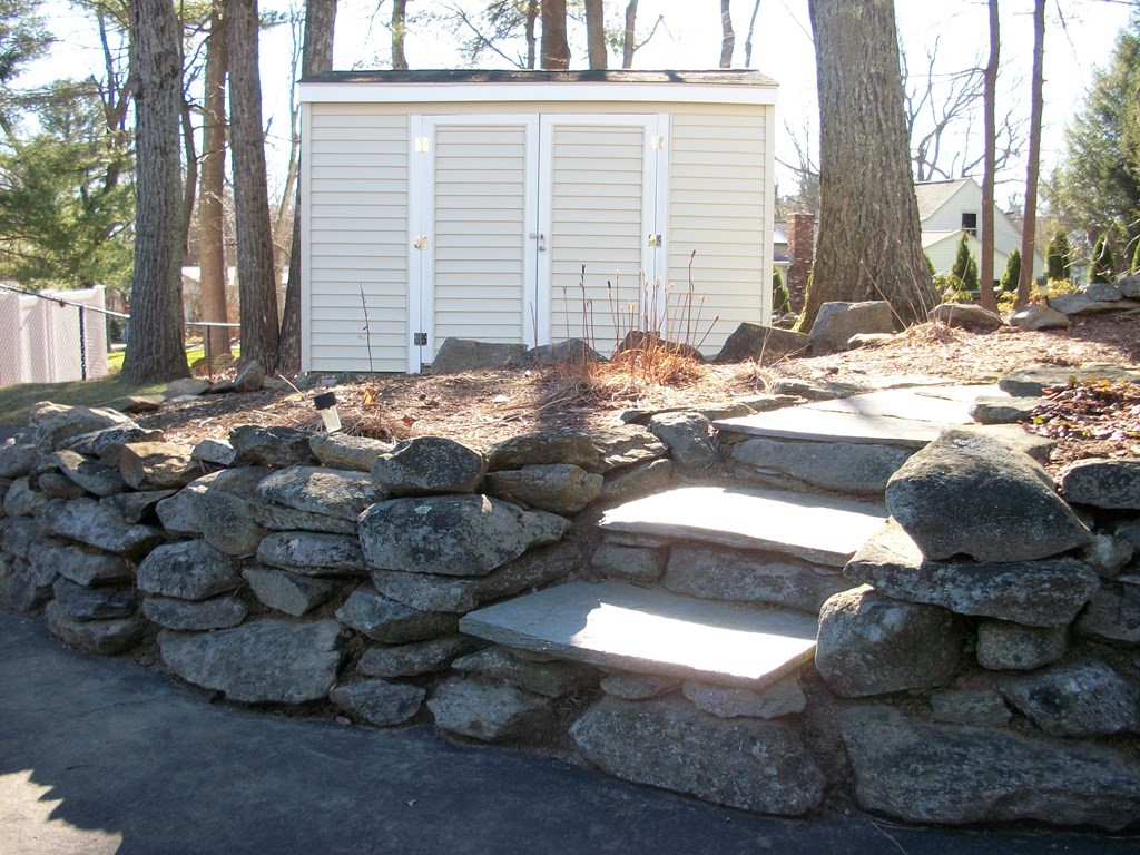 3 Juniper Lane Rutland, MA 01543 - Photo 3 of 17 a view of a backyard of the house