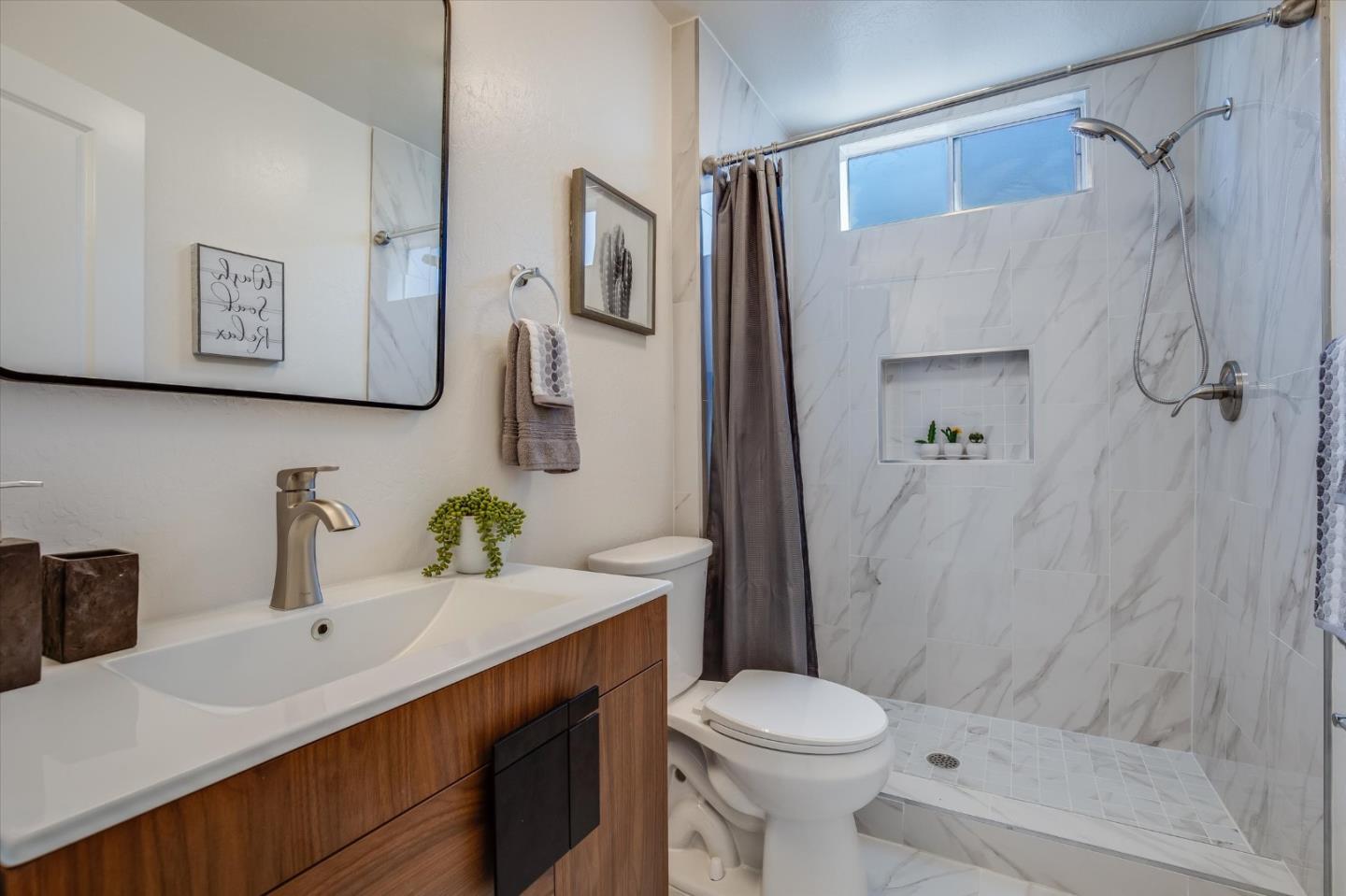 8240 Springdale Court Gilroy, CA 95020 - Photo 15 of 25