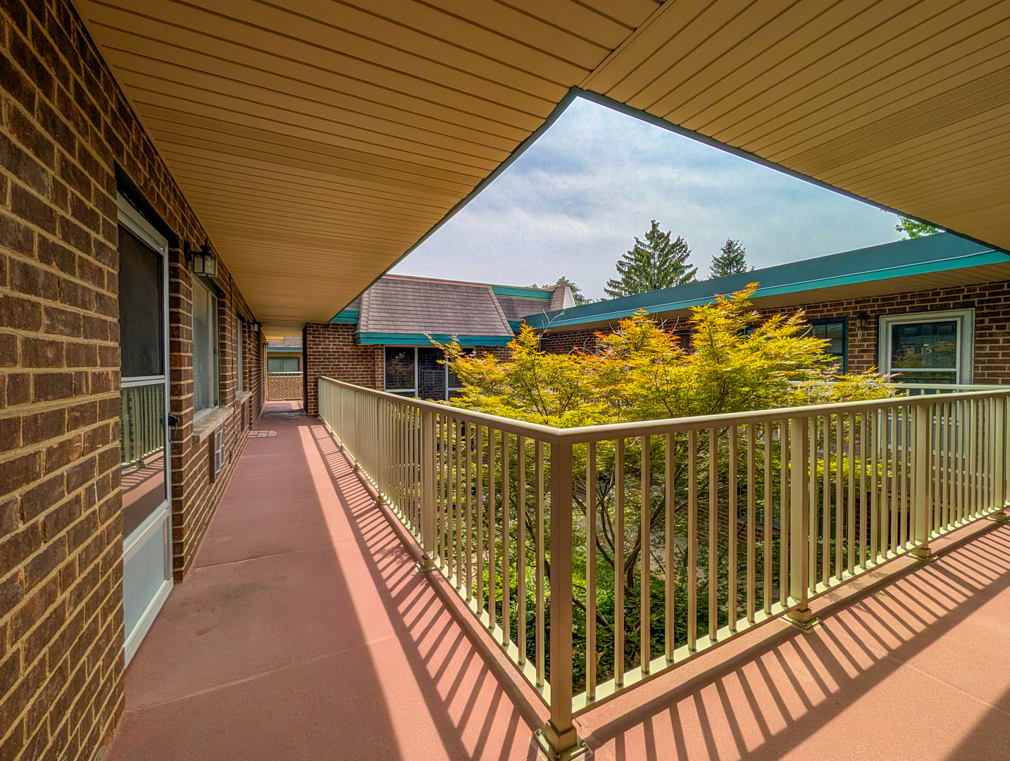 444 Spring Road, Unit 12 Elmhurst, IL 60126 - Photo 4 of 20