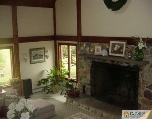 200 Friendship Road Monmouth Junction, NJ 08852 - Photo 4 of 8