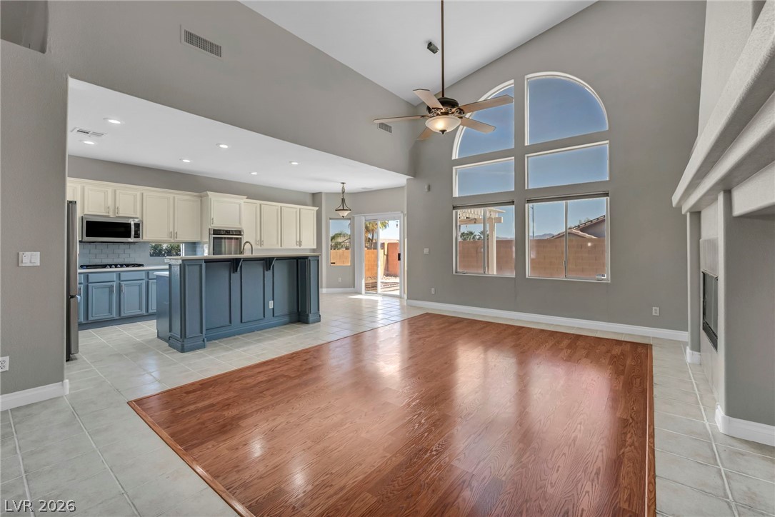 1026 Spring Pond Court Henderson, NV 89002 - Photo 8 of 69 Gallery Image 8