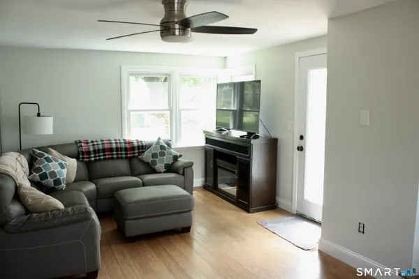 $374,950 | 18 Vernon Center Heights, Vernon, CT 06066