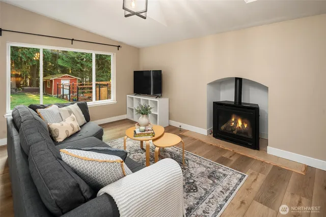 $649,000 | 24225 Southeast 376th Street, Enumclaw, WA 98022