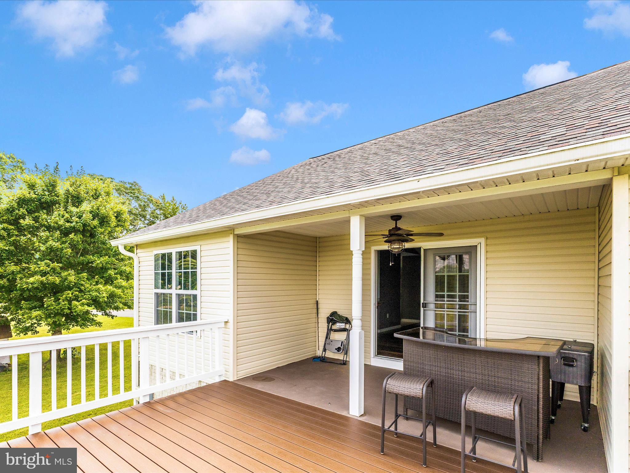 15220 Croom Road Brandywine, MD 20613 - Photo 63 of 68 Freshly powerwashed deck