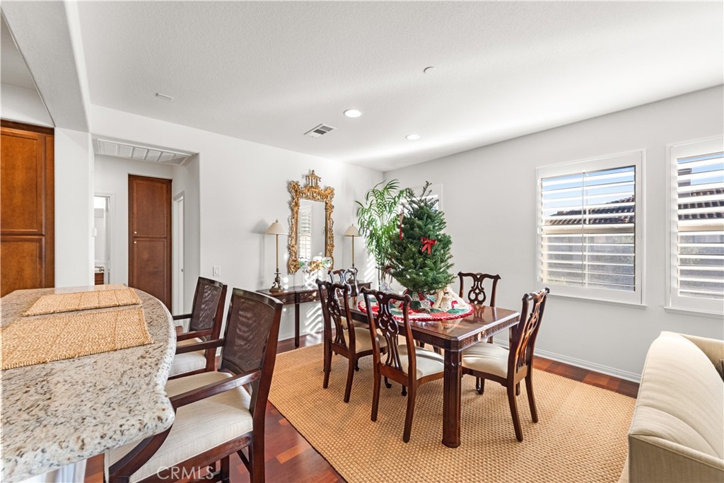 14 Via Almeria San Clemente, CA 92673 - Photo 4 of 47