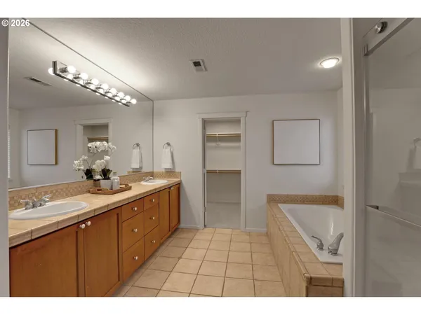 $809,000 | 3527 Northwest Lansbrook Terrace, Portland, OR 97229