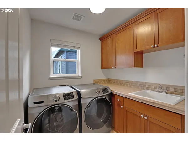 $809,000 | 3527 Northwest Lansbrook Terrace, Portland, OR 97229