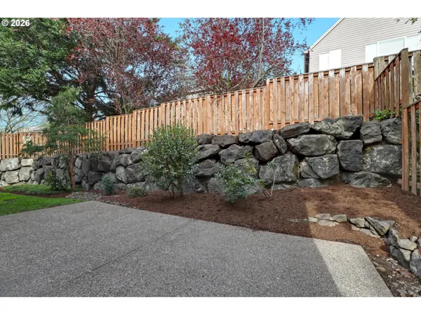 $809,000 | 3527 Northwest Lansbrook Terrace, Portland, OR 97229