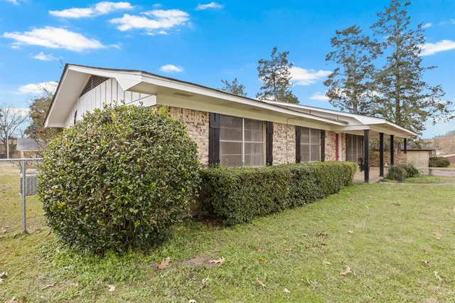 $225,900 | 605 West Campbell Street, Linden, TX 75563