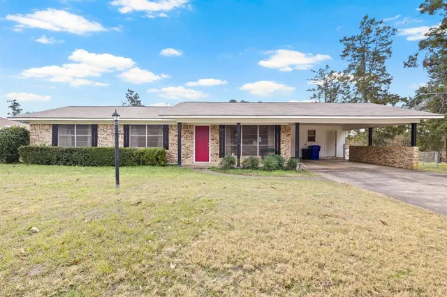 $225,900 | 605 West Campbell Street, Linden, TX 75563