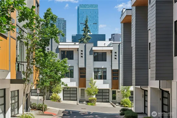 $1,750,000 | 10762 Southeast 1st Drive, Unit 22, Bellevue, WA 98004