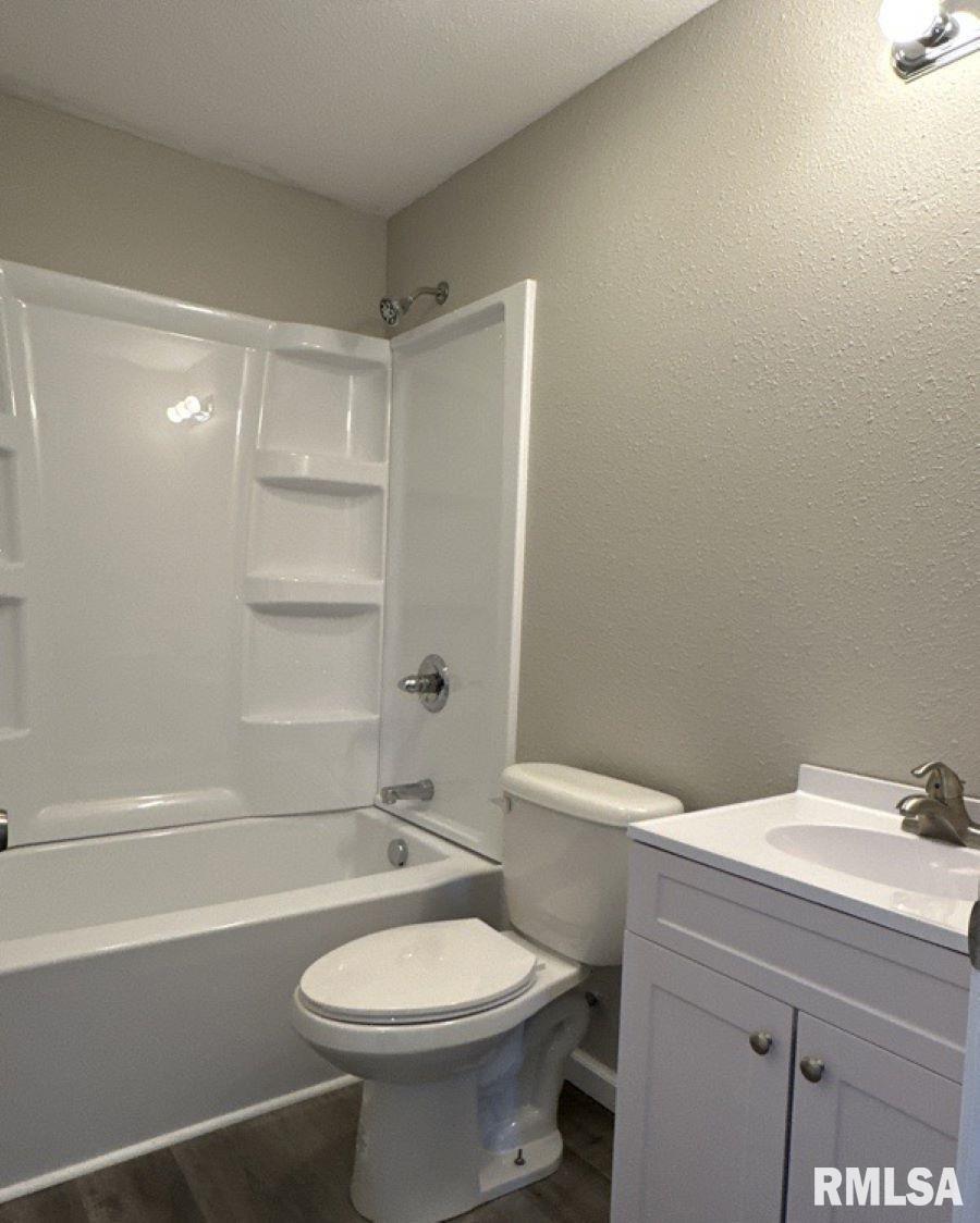 414 Charlotte Road Marion, IL 62959 - Photo 14 of 17 Gallery Image 14