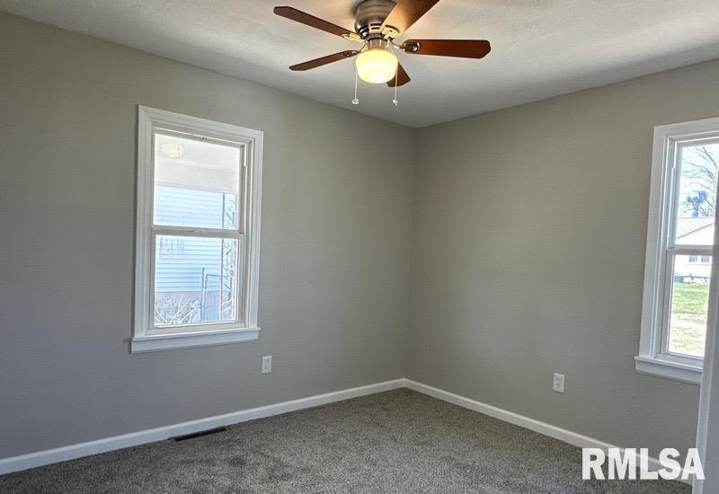 414 Charlotte Road Marion, IL 62959 - Photo 15 of 17 Gallery Image 15