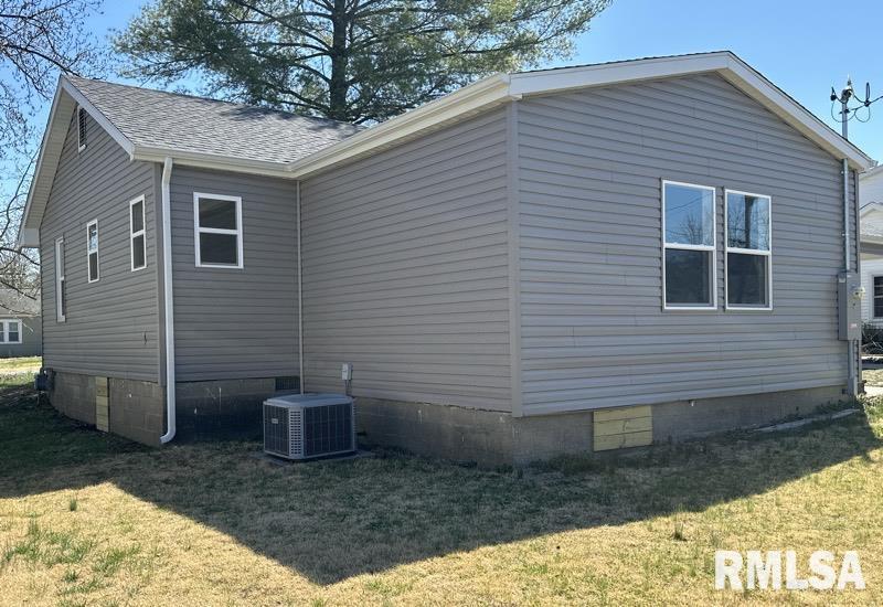 414 Charlotte Road Marion, IL 62959 - Photo 6 of 17 Gallery Image 6