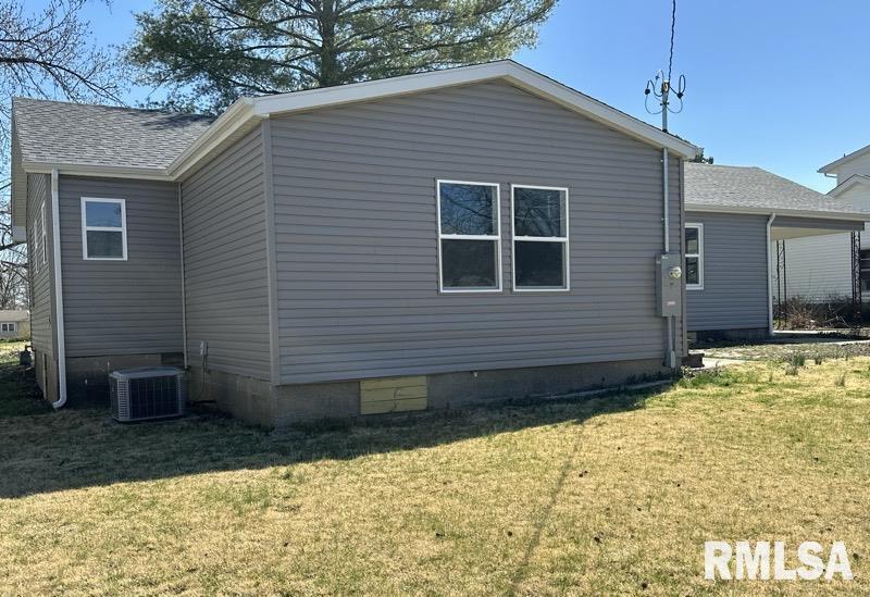 414 Charlotte Road Marion, IL 62959 - Photo 7 of 17 Gallery Image 7