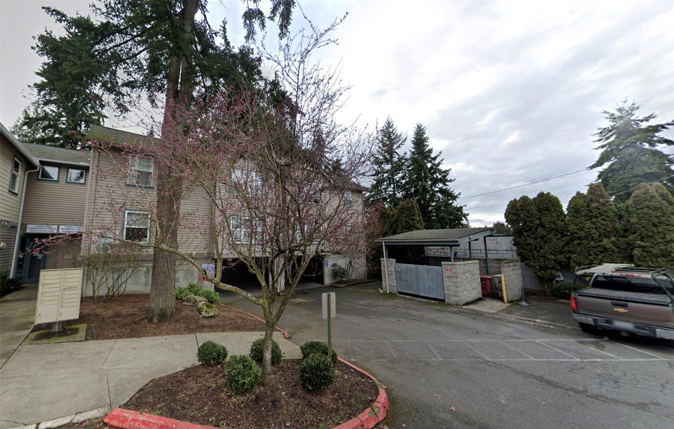 5811 Fleming Street Everett, WA 98203 - Photo 3 of 7