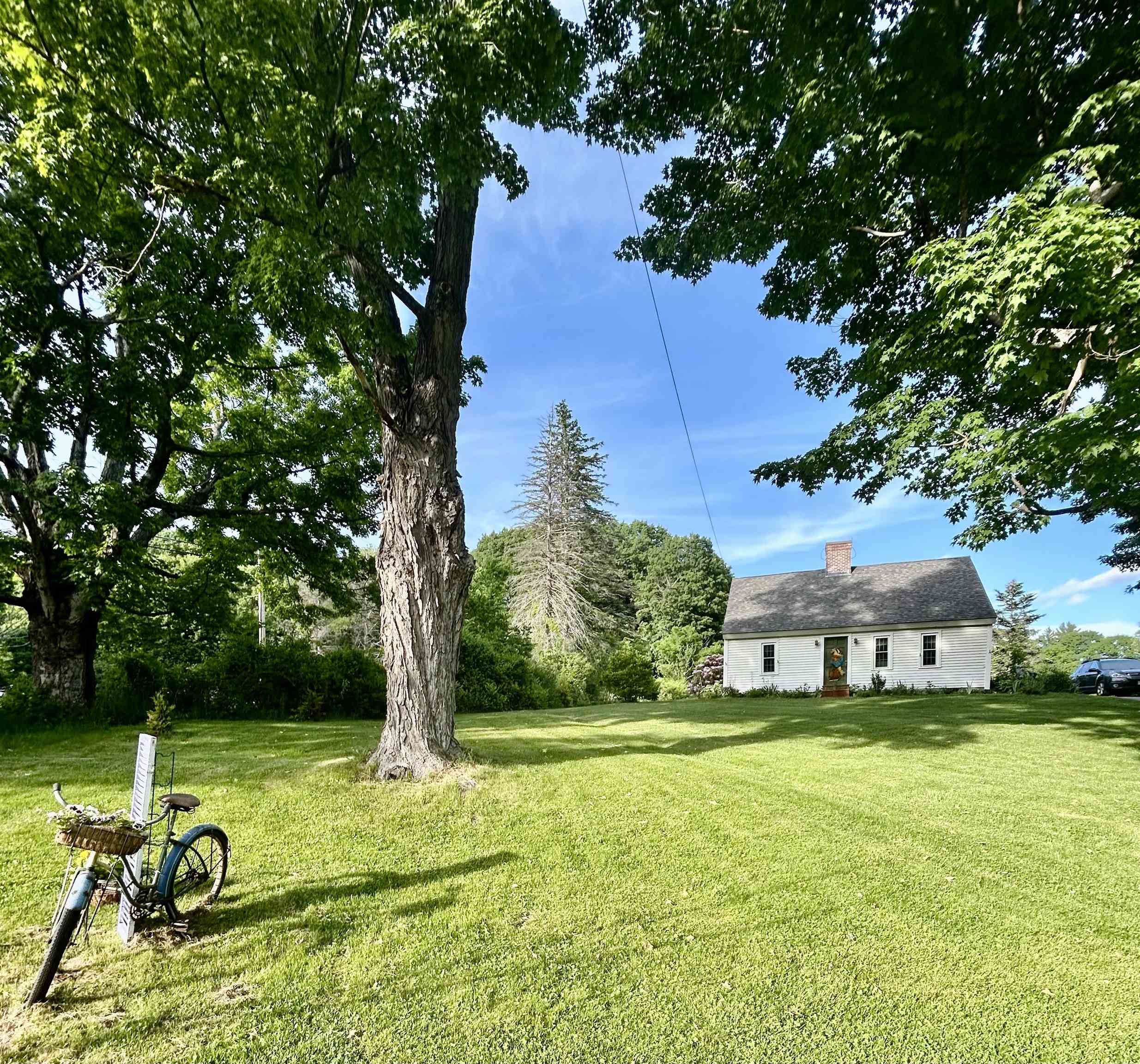 495 Sanborn Road Sanbornton, NH 03269 - Photo 1 of 27