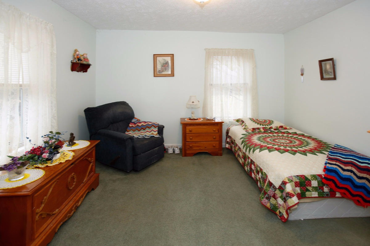 543 Lincoln Road Otsego, MI 49078 - Photo 8 of 24 15012895_07
