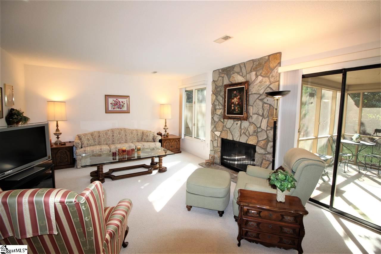 175 Tanger Circle Greer, SC 29650 - Photo 2 of 12 Gallery Image 2