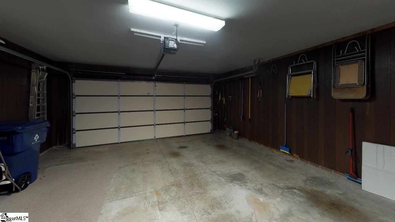 175 Tanger Circle Greer, SC 29650 - Photo 12 of 12 Gallery Image 12