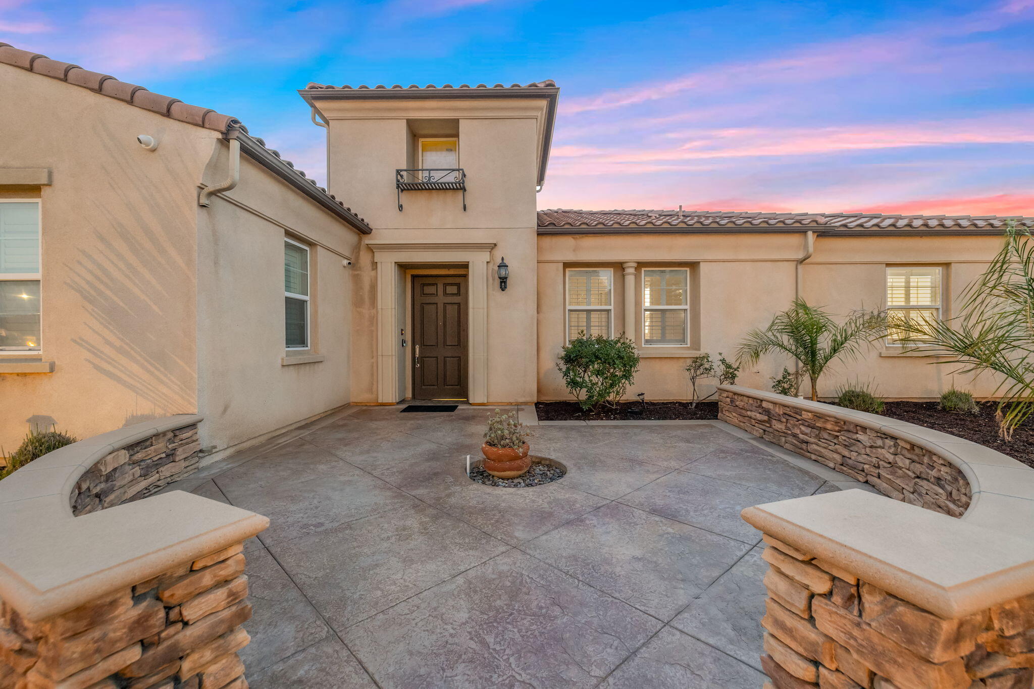 7641 Kingdom Drive Riverside, CA 92506 - Photo 4 of 47 1000001589