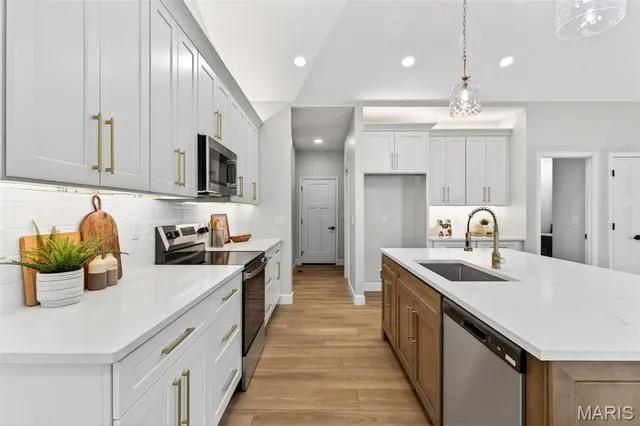 $485,000 | 10643 Village Drive West, Foristell, MO 63348