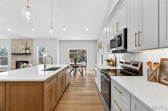 $485,000 | 10643 Village Drive West, Foristell, MO 63348