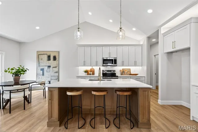 $485,000 | 10643 Village Drive West, Foristell, MO 63348